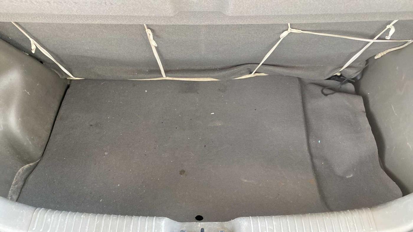2012 Hyundai i10 MAGNA 1.2, Petrol, Manual, 44,660 km, Boot Inside