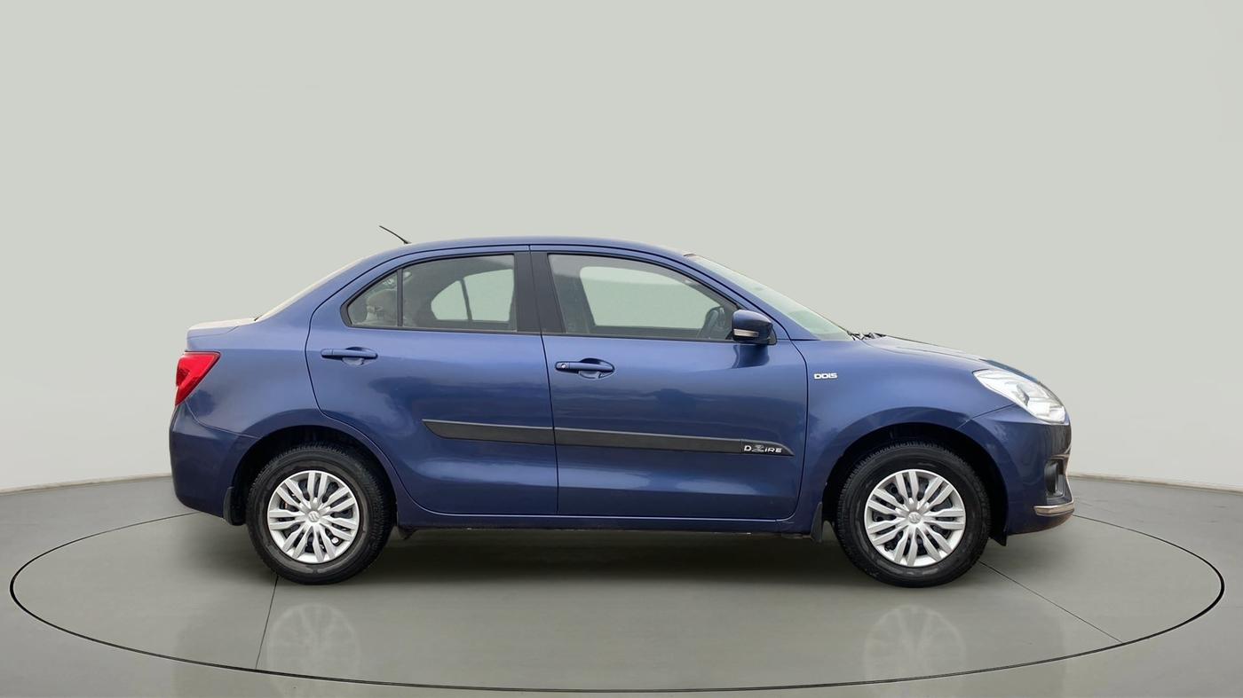 2017 Maruti Dzire VDI, Diesel, Manual, 31,276 km, Right Side View