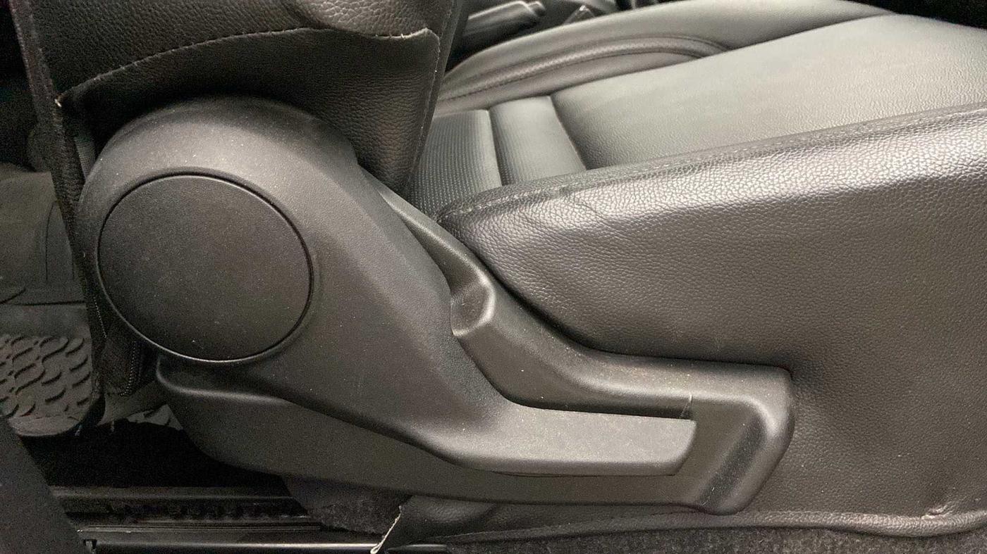 2021 Maruti IGNIS SIGMA 1.2, Petrol, Manual, 17,472 km, Driver Side Adjustment Panel
