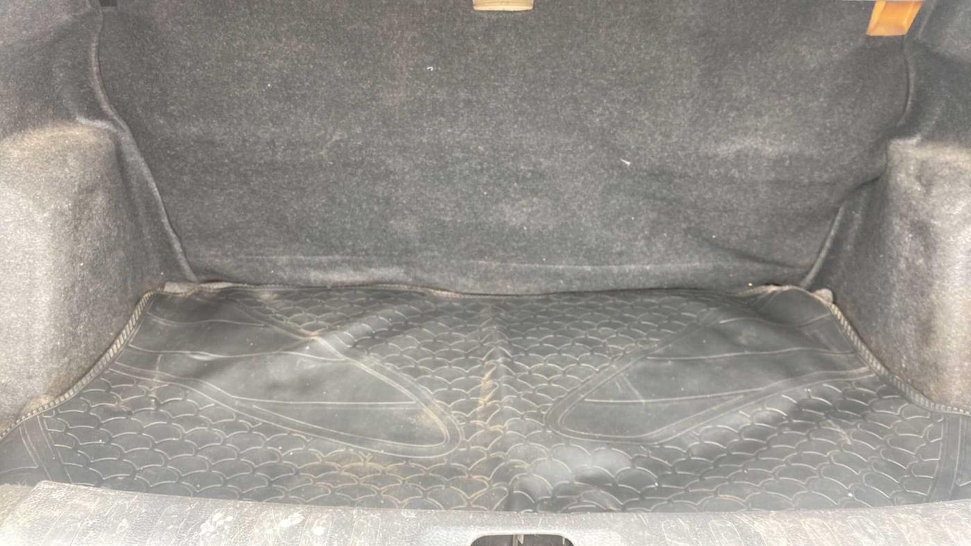 2014 Maruti Swift Dzire VXI, Petrol, Manual, 96,783 km, Boot Inside