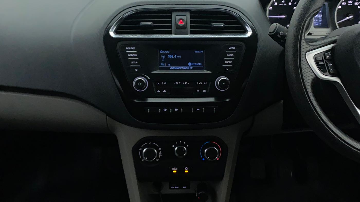 2016 Tata Tiago XZ PETROL, Petrol, Manual, 19,054 km, Air Conditioner