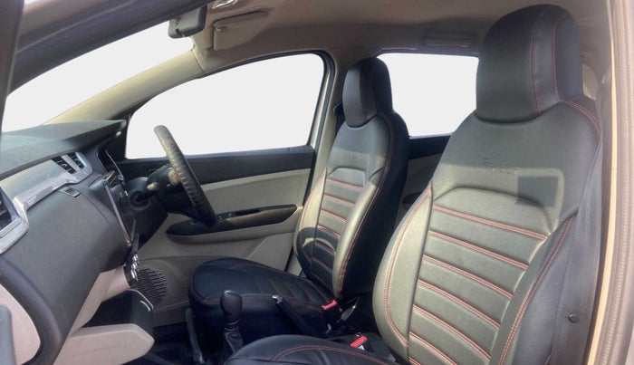 2020 Renault TRIBER RXZ AMT, Petrol, Automatic, 27,583 km, Right Side Front Door Cabin