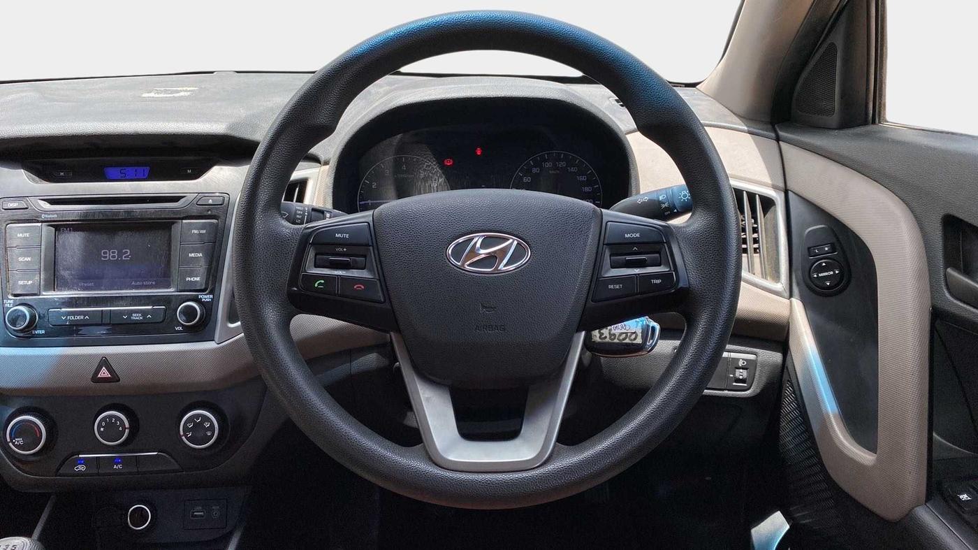 2016 Hyundai Creta E PLUS 1.6 PETROL, Petrol, Manual, 48,955 km, Steering Wheel Close Up