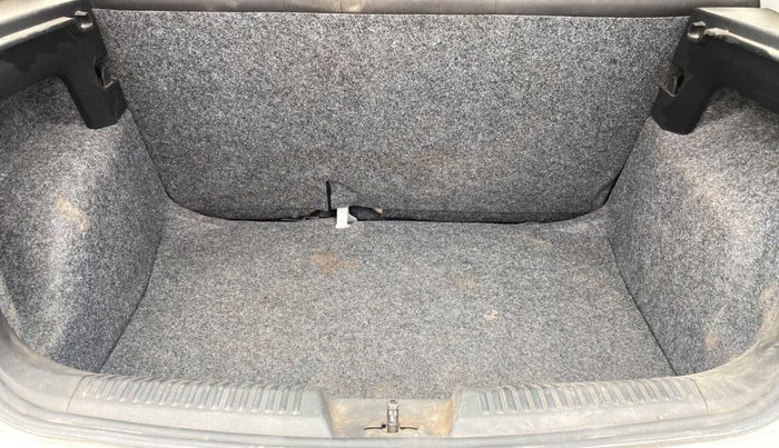 2019 Volkswagen Polo TRENDLINE 1.0L, Petrol, Manual, 22,631 km, Boot Inside