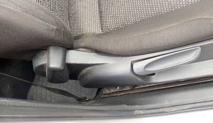 2019 Volkswagen Polo TRENDLINE 1.0L, Petrol, Manual, 22,631 km, Driver Side Adjustment Panel