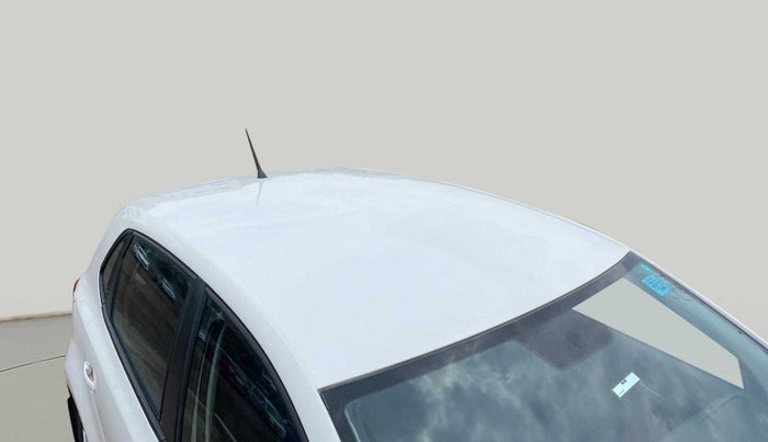 2019 Volkswagen Polo TRENDLINE 1.0L, Petrol, Manual, 22,631 km, Roof