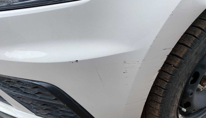 2019 Volkswagen Polo TRENDLINE 1.0L, Petrol, Manual, 22,631 km, Front bumper - Minor scratches