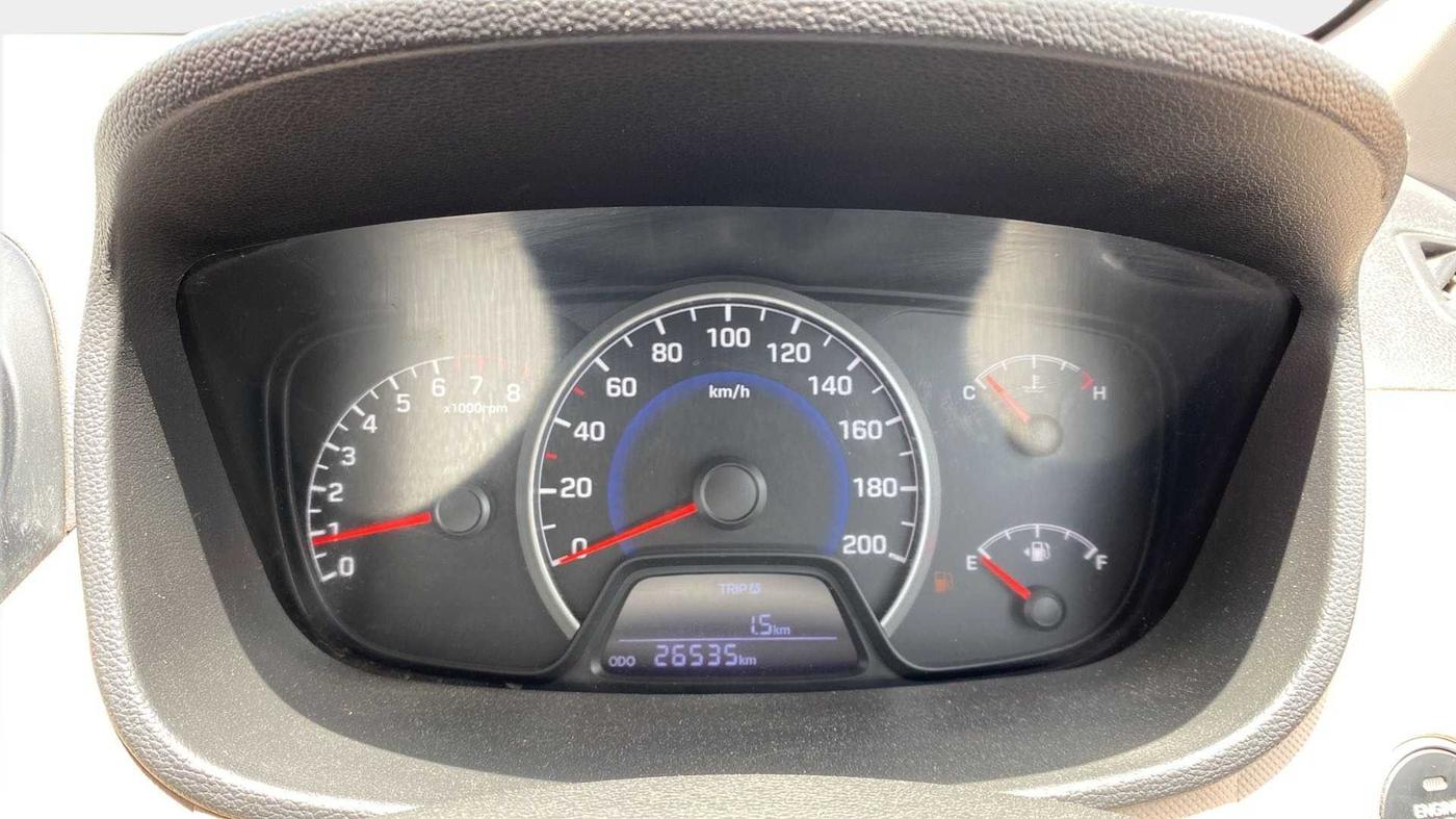 2015 Hyundai Grand i10 SPORTZ 1.2 KAPPA VTVT, Petrol, Manual, 26,534 km, Odometer Image