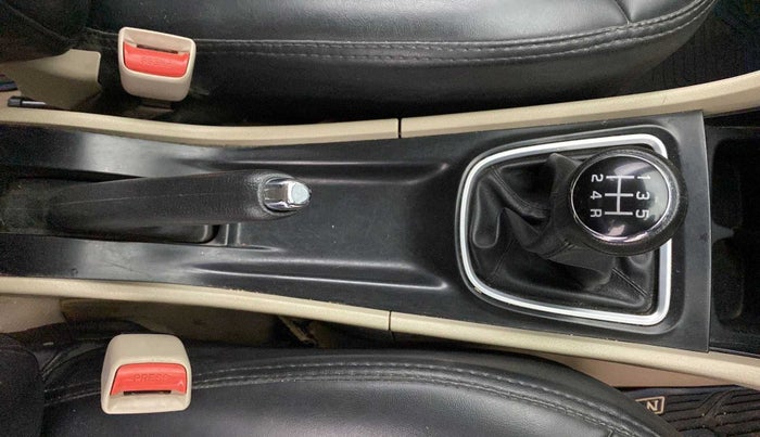 2020 Maruti Ciaz DELTA 1.5 SHVS MT PETROL, Petrol, Manual, 50,172 km, Gear Lever