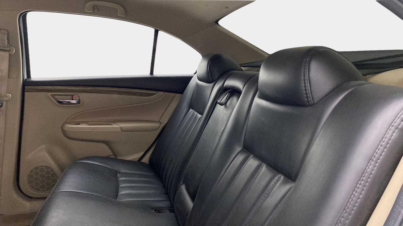 2020 Maruti Ciaz DELTA 1.5 SHVS MT PETROL, Petrol, Manual, 50,172 km, Right Side Rear Door Cabin