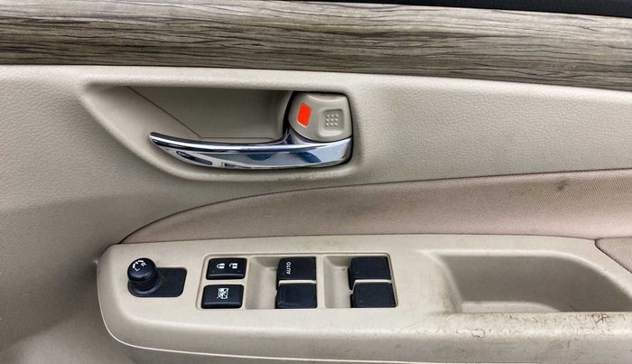 2020 Maruti Ciaz DELTA 1.5 SHVS MT PETROL, Petrol, Manual, 50,172 km, Driver Side Door Panels Control