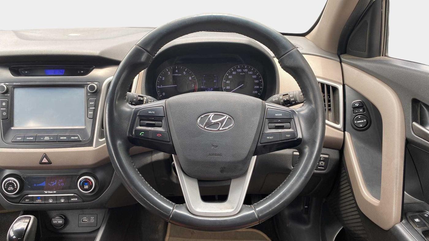 2016 Hyundai Creta SX PLUS AT 1.6 PETROL, Petrol, Automatic, 78,147 km, Steering Wheel Close Up