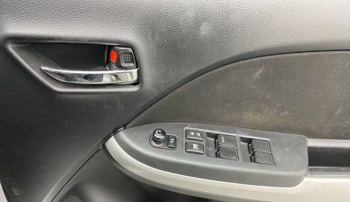 2017 Maruti Baleno ZETA CVT PETROL 1.2, Petrol, Automatic, 41,542 km, Driver Side Door Panels Control
