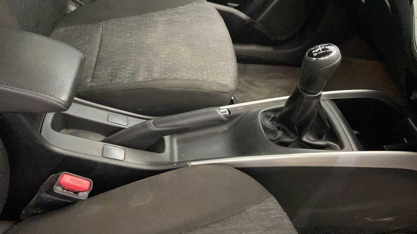 2015 Maruti Baleno ALPHA PETROL 1.2, CNG, Manual, 55,286 km, Gear Lever
