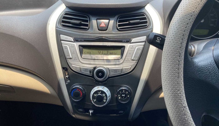 2016 Hyundai Eon MAGNA +, Petrol, Manual, 96,928 km, Air Conditioner