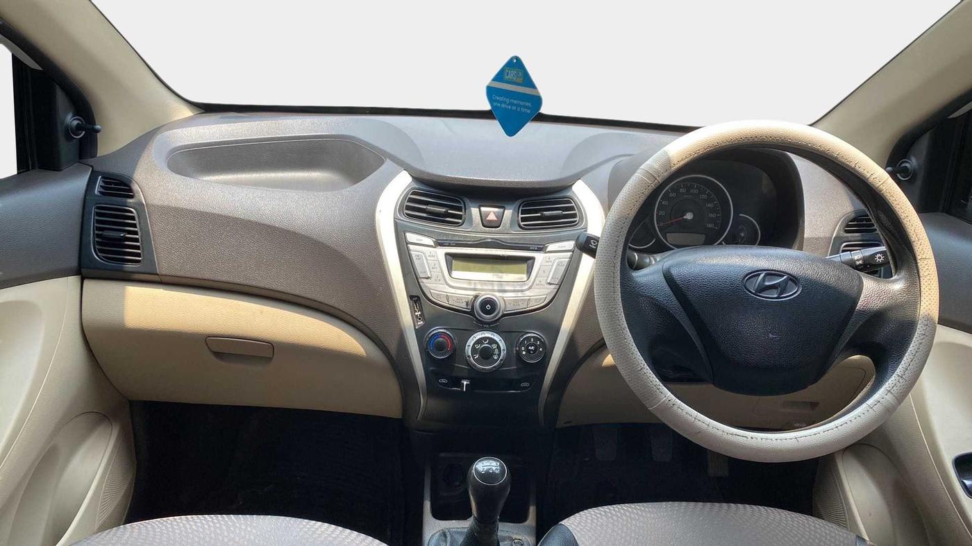 2016 Hyundai Eon MAGNA +, Petrol, Manual, 96,928 km, Dashboard