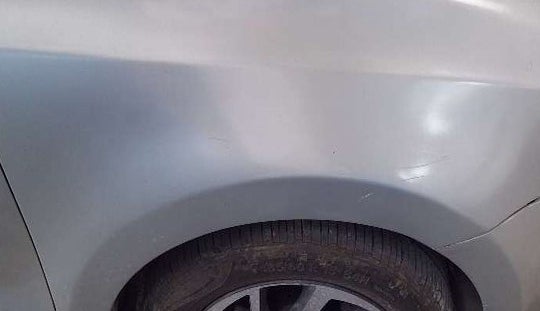2017 Volkswagen Polo COMFORTLINE 1.2L, Petrol, Manual, 44,464 km, Right fender - Minor scratches