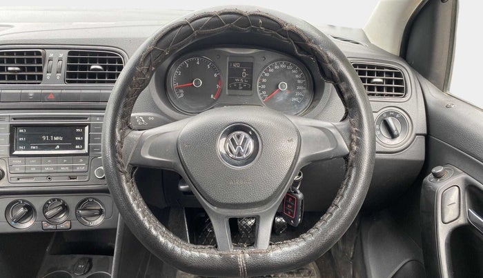 2017 Volkswagen Polo COMFORTLINE 1.2L, Petrol, Manual, 44,464 km, Steering Wheel Close Up