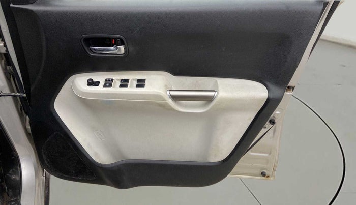 2017 Maruti IGNIS ALPHA 1.2, Petrol, Manual, 52,939 km, Driver Side Door Panels Control