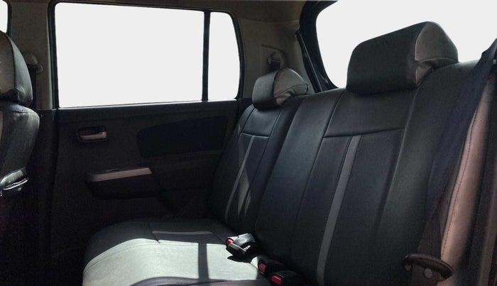 2011 Maruti Wagon R 1.0 VXI, Petrol, Manual, 34,408 km, Right Side Rear Door Cabin