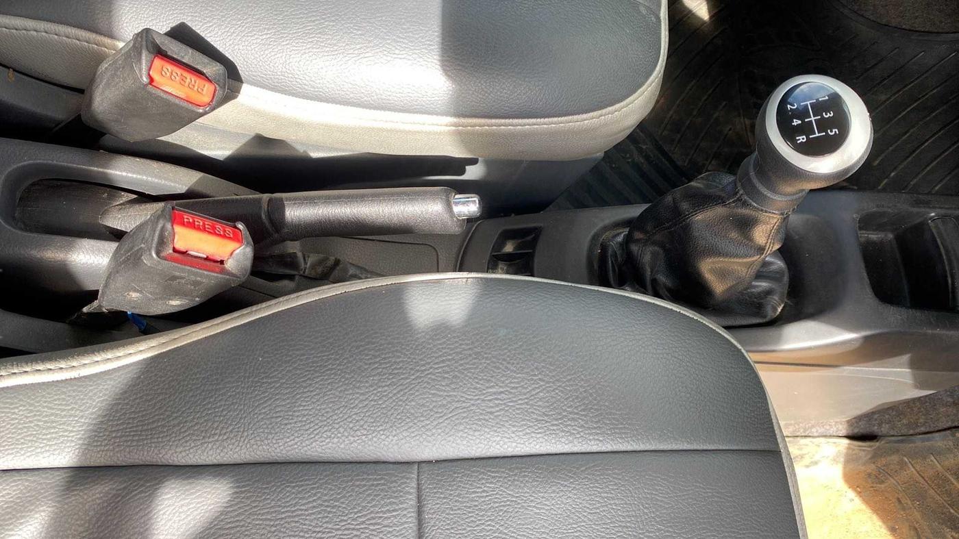 2011 Maruti Wagon R 1.0 VXI, Petrol, Manual, 34,408 km, Gear Lever