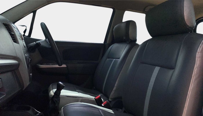 2011 Maruti Wagon R 1.0 VXI, Petrol, Manual, 34,408 km, Right Side Front Door Cabin