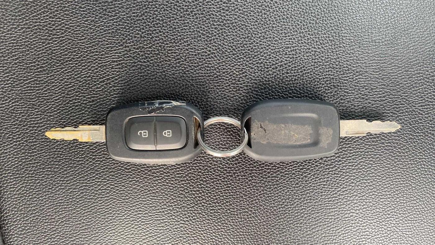 2021 Renault Kwid RXT 1.0 (O), Petrol, Manual, 33,020 km, Key Close Up