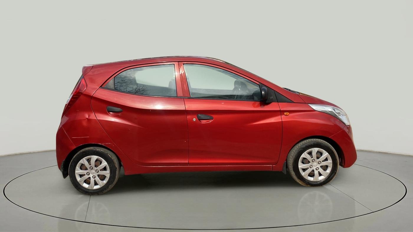 2014 Hyundai Eon MAGNA +, Petrol, Manual, 44,051 km, Right Side