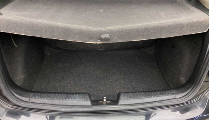 2011 Volkswagen Polo COMFORTLINE 1.2L PETROL, Petrol, Manual, 80,876 km, Boot Inside