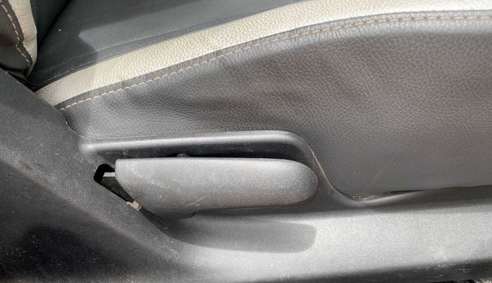 2014 Maruti Swift VXI, Petrol, Manual, 71,516 km, Driver Side Adjustment Panel
