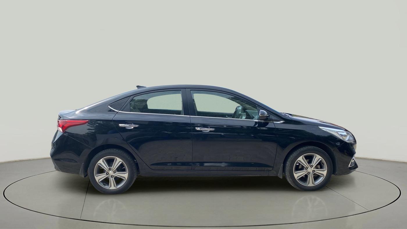 2018 Hyundai Verna 1.6 VTVT SX (O) AT, Petrol, Automatic, 39,830 km, Right Side