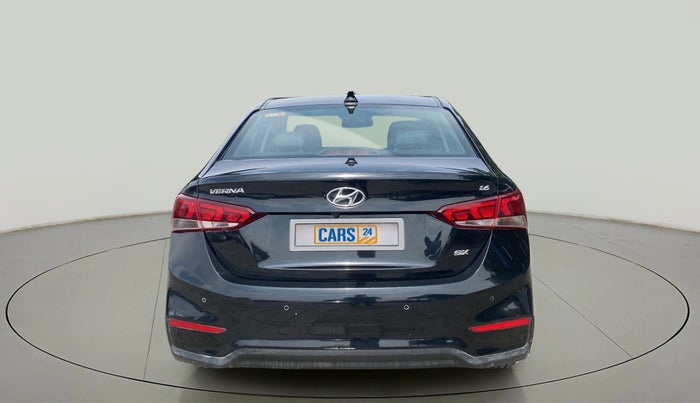 2018 Hyundai Verna 1.6 VTVT SX (O) AT, Petrol, Automatic, 39,830 km, Back/Rear
