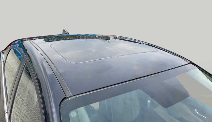 2018 Hyundai Verna 1.6 VTVT SX (O) AT, Petrol, Automatic, 39,830 km, Roof