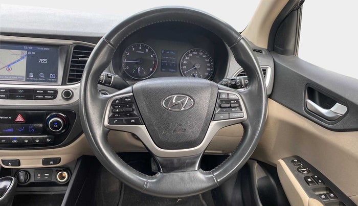 2018 Hyundai Verna 1.6 VTVT SX (O) AT, Petrol, Automatic, 39,830 km, Steering Wheel Close Up
