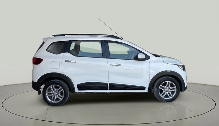 2021 Renault TRIBER RXZ, Petrol, Manual, 48,280 km, Right Side View