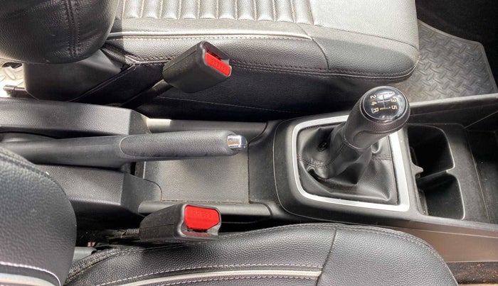 2018 Maruti Swift VXI, Petrol, Manual, 26,638 km, Gear Lever