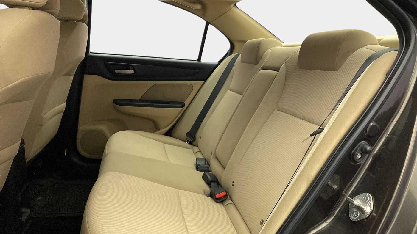 2018 Honda Amaze 1.2L I-VTEC VX, Petrol, Manual, 30,702 km, Right Side Rear Door Cabin