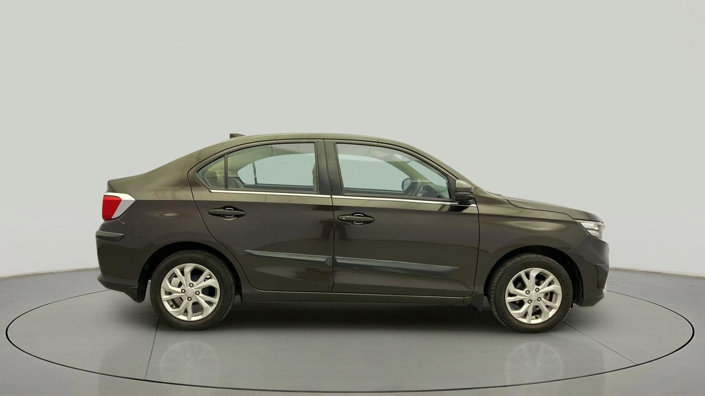 2018 Honda Amaze 1.2L I-VTEC VX, Petrol, Manual, 30,702 km, Right Side View