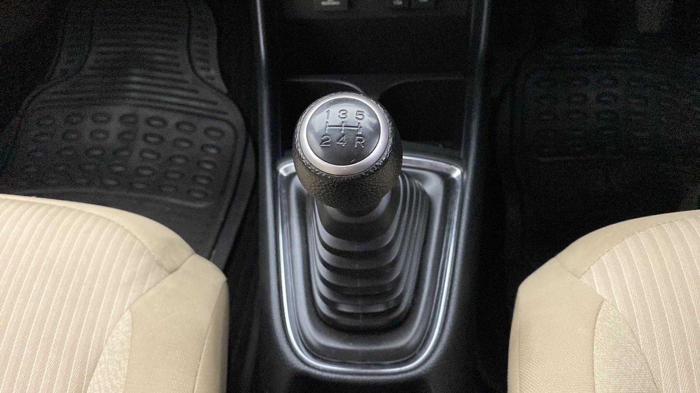 2018 Honda Amaze 1.2L I-VTEC VX, Petrol, Manual, 30,702 km, Gear Lever
