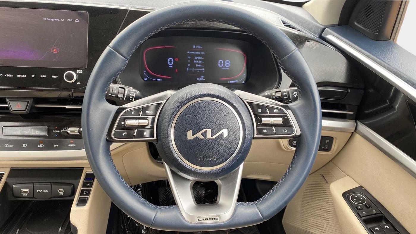 2022 KIA CARENS LUXURY PLUS 1.4 PETROL 6 STR, Petrol, Manual, 20,806 km, Steering Wheel Close Up