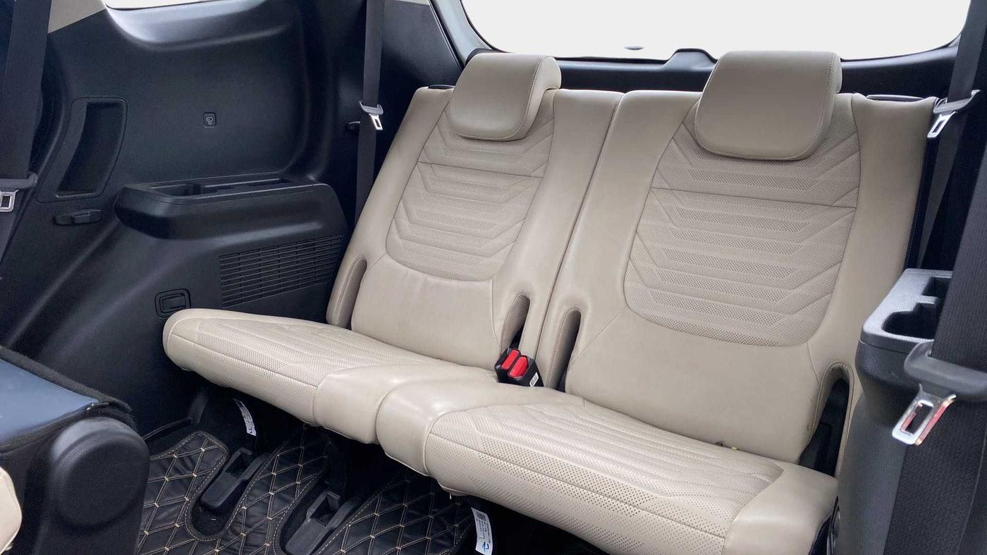 2022 KIA CARENS LUXURY PLUS 1.4 PETROL 6 STR, Petrol, Manual, 20,806 km, Third Seat Row ( optional )