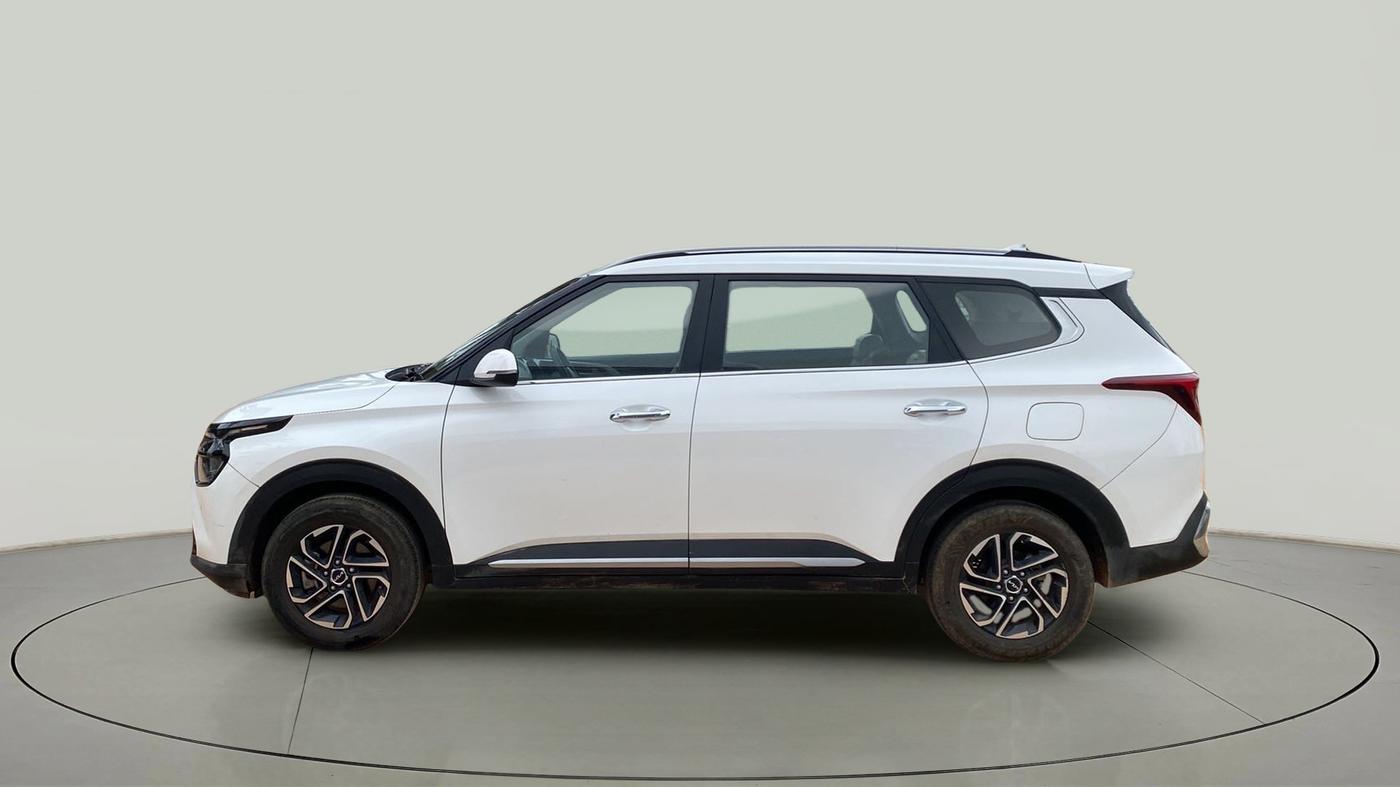 2022 KIA CARENS LUXURY PLUS 1.4 PETROL 6 STR, Petrol, Manual, 20,806 km, Left Side