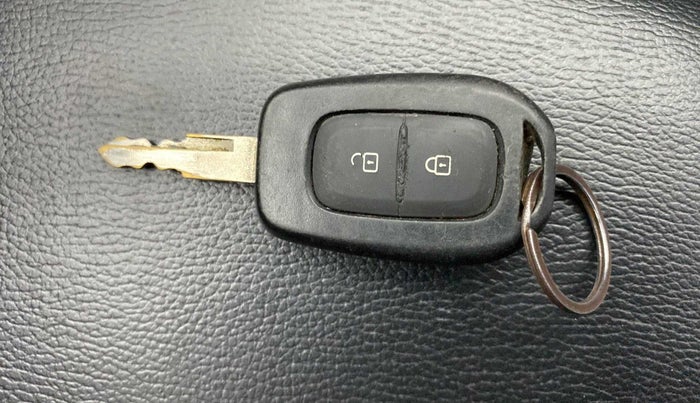 2016 Renault Kwid RXT 1.0, Petrol, Manual, 70,309 km, Key Close Up