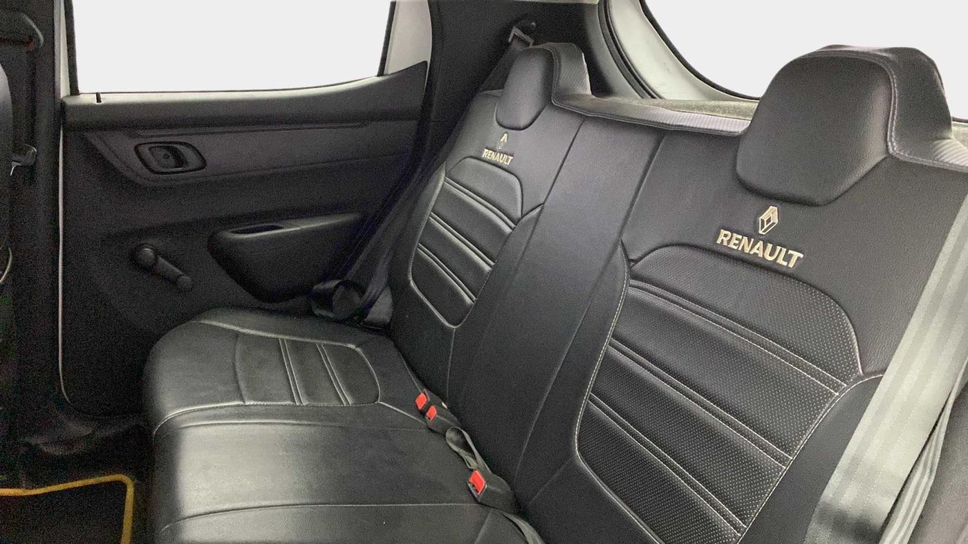 2016 Renault Kwid RXT 1.0, Petrol, Manual, 70,309 km, Right Side Rear Door Cabin