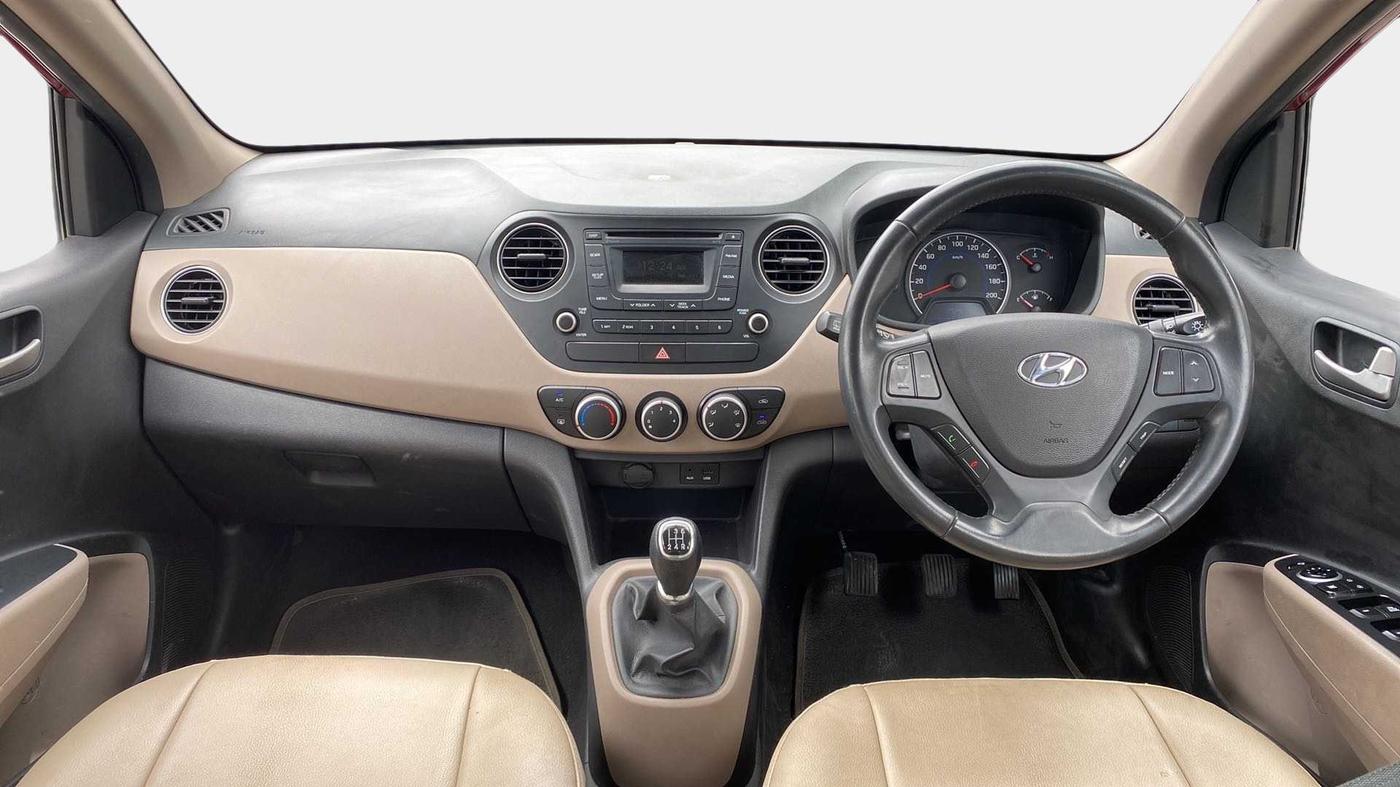 2013 Hyundai Grand i10 ASTA (O) 1.2 KAPPA VTVT, Petrol, Manual, 61,388 km, Dashboard