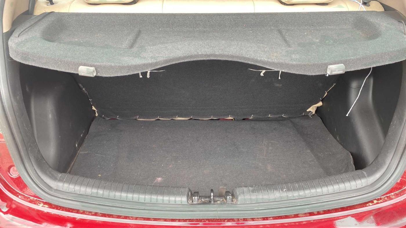 2013 Hyundai Grand i10 ASTA (O) 1.2 KAPPA VTVT, Petrol, Manual, 61,388 km, Boot Inside