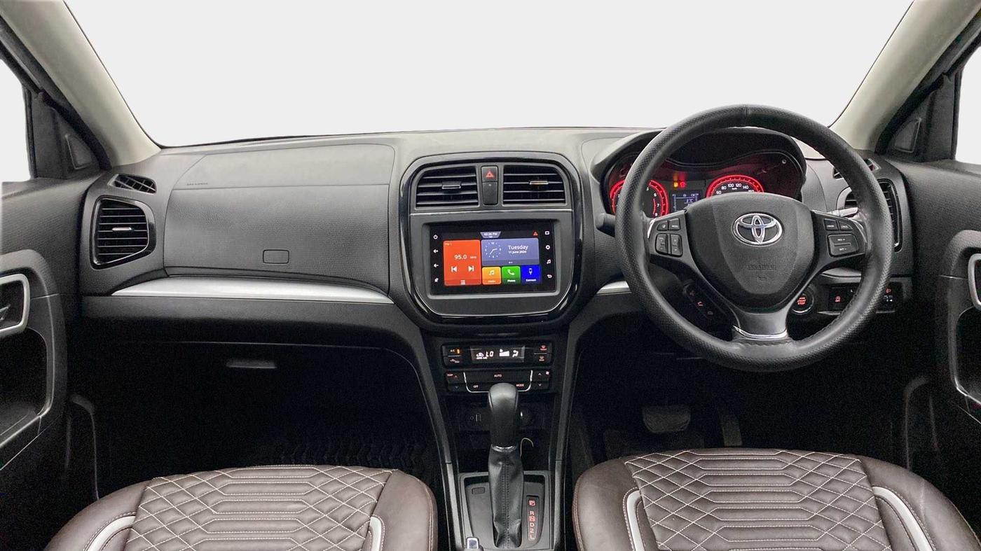 2022 Toyota URBAN CRUISER PREMIUM GRADE AT, Petrol, Automatic, 20,214 km, Dashboard