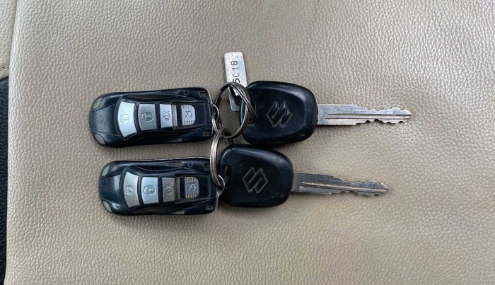 2015 Maruti Wagon R 1.0 LXI CNG, CNG, Manual, 84,018 km, Key Close Up