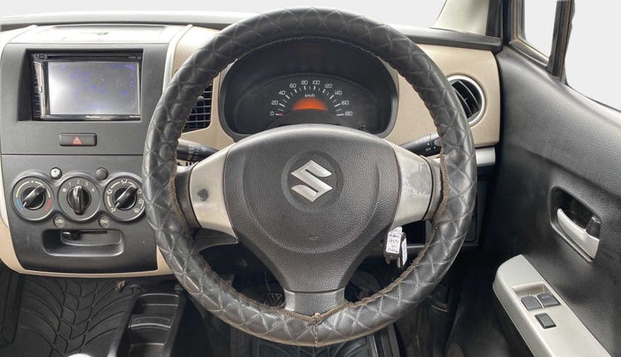 2015 Maruti Wagon R 1.0 LXI CNG, CNG, Manual, 84,018 km, Steering Wheel Close Up