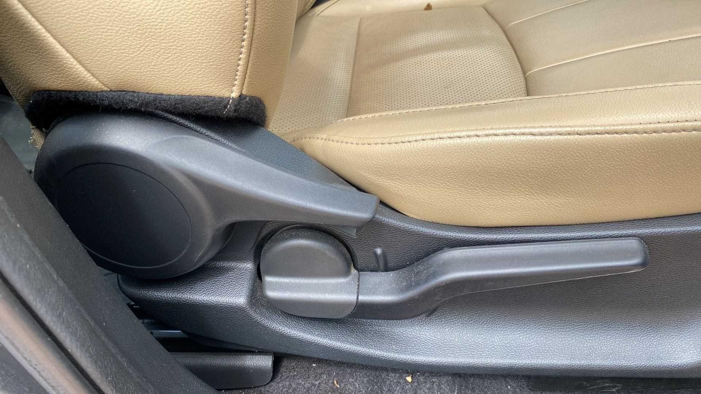 2022 Honda City 1.5L I-VTEC ZX CVT, Petrol, Automatic, 22,190 km, Driver Side Adjustment Panel